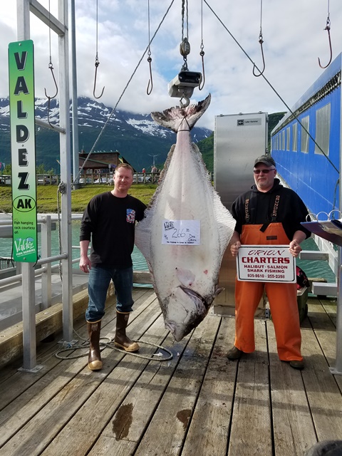 266.6 - Tim Stadtmiller-Weigh-In Photo - Fairbanks AK - Dan Orion - 6-18.jpg