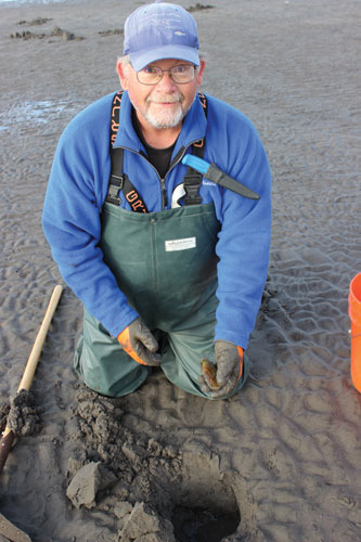 Bottom Line Charters Clam Digging